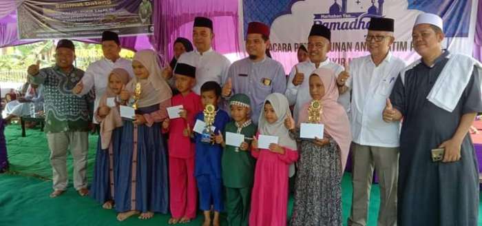 Ketua DPRD Kampar, M.Faisal Luangkan Waktu Santuni Anak Yatim